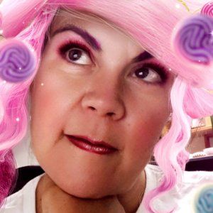 Meet your Posher, Tina